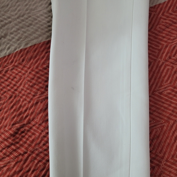 Zara Basic White Trousers - Picture 6 of 8